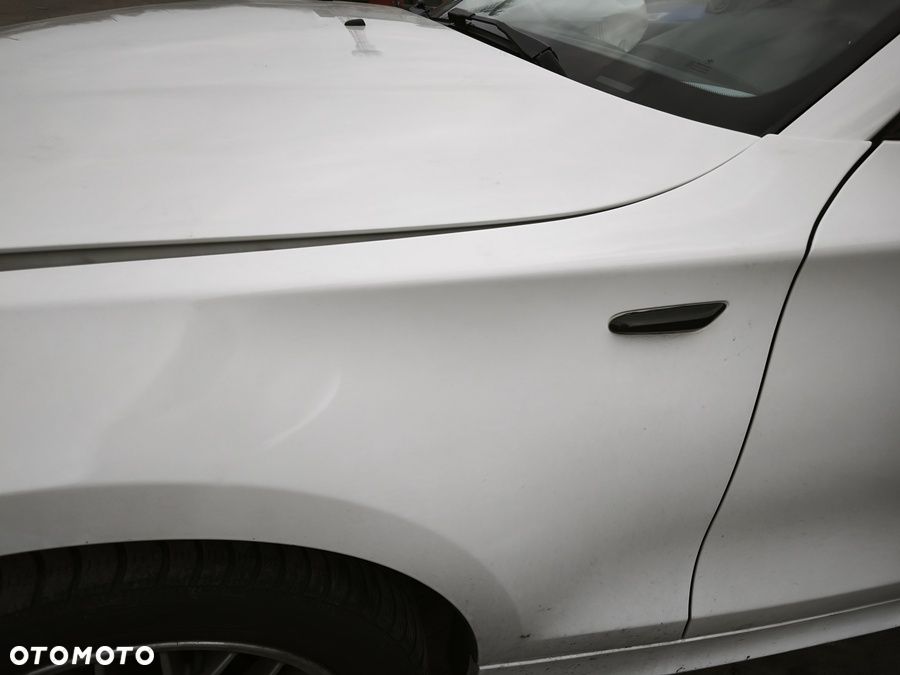 BMW 1 E87 09r LIFT BŁOTNIK LEWY PRZÓD PRZEDNI ALPINEWEISS 3 - 3