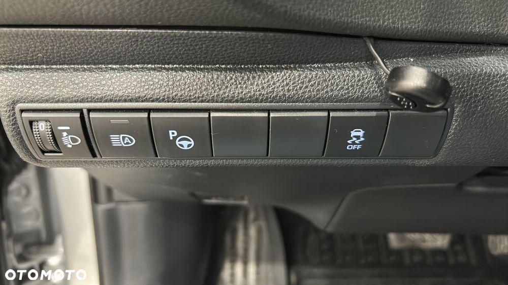 Toyota Corolla 1.8 Hybrid GPF Comfort - 27