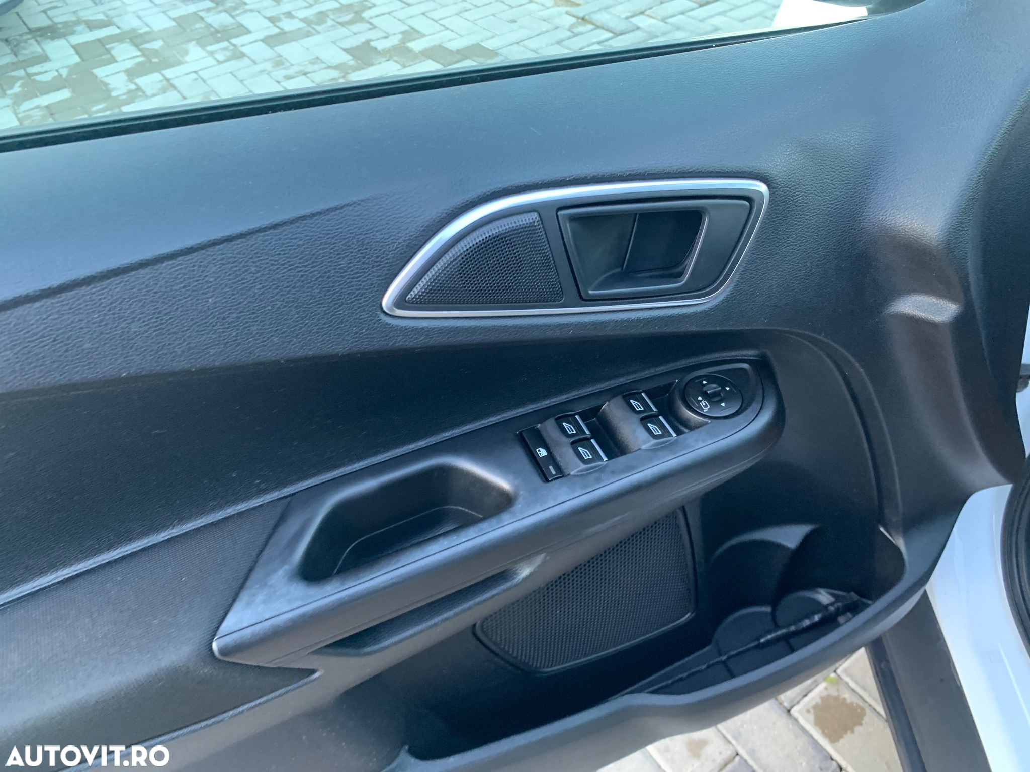 Ford B-Max 1.5 TDCi Ambiente - 14