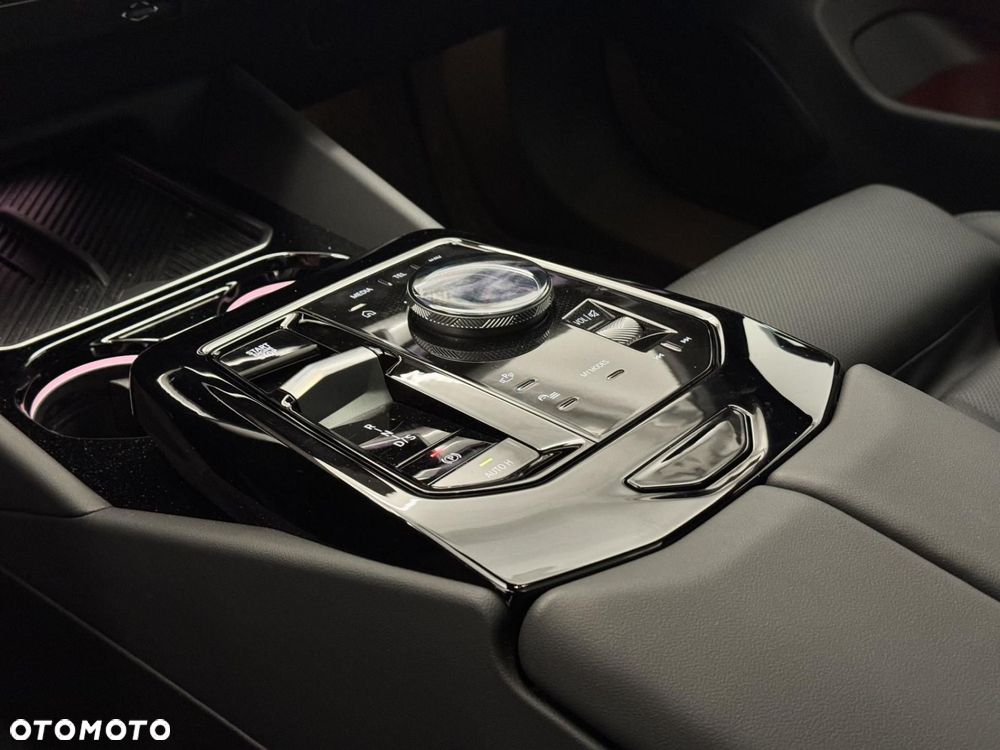 BMW Seria 5 - 23
