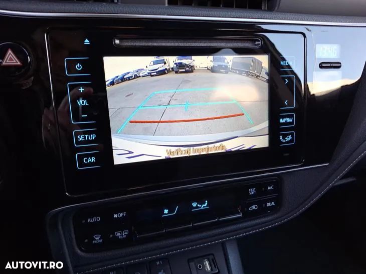 Toyota Auris 1.8 L VVT-i Hybrid Luna - 21