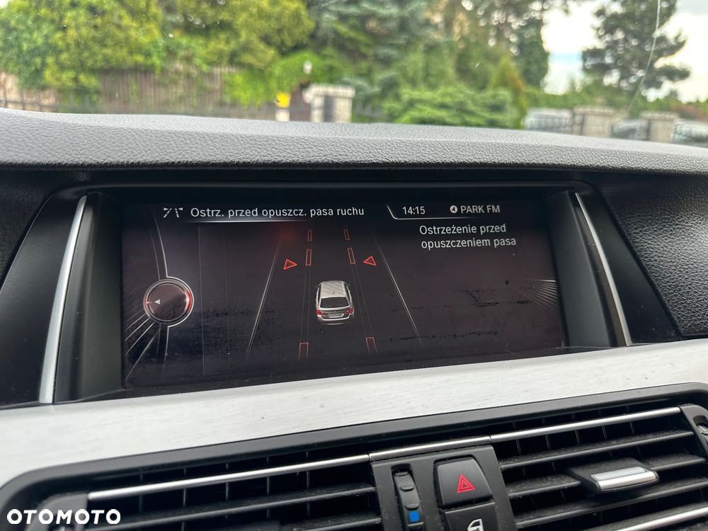 BMW Seria 5 520d xDrive - 37