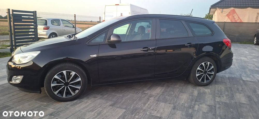 Opel Astra 1.6 Color Edition - 3