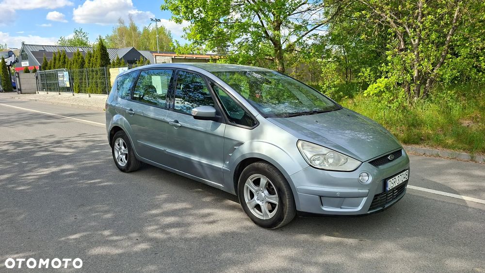 Ford S-Max - 10