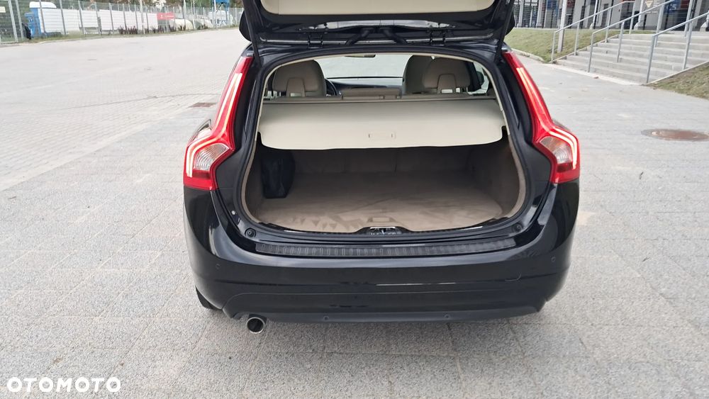 Volvo V60 - 18