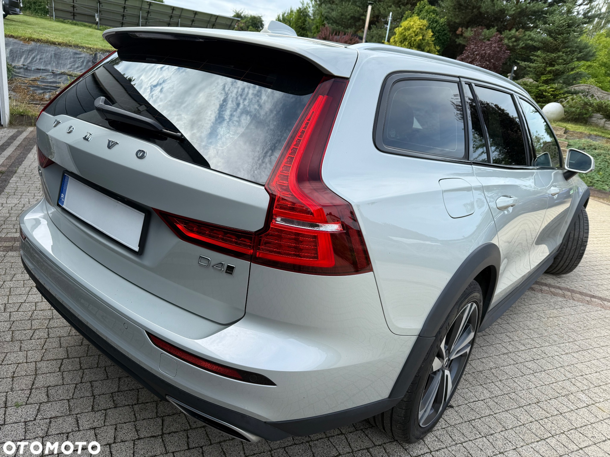 Volvo V60 Cross Country D4 AWD Geartronic Pro - 8