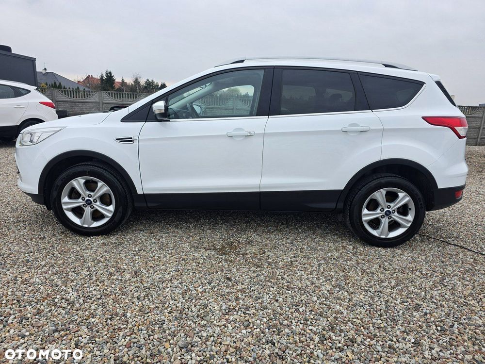Ford Kuga 2.0 TDCi 2x4 Titanium - 9