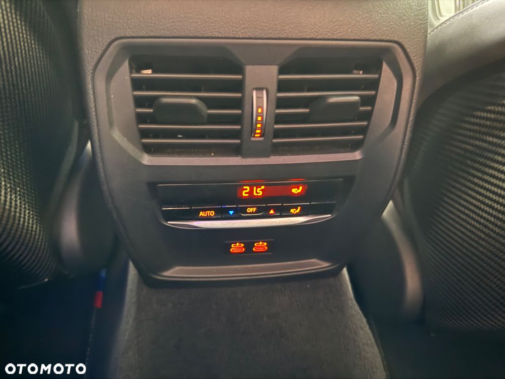 BMW M4 Competition sport - 30