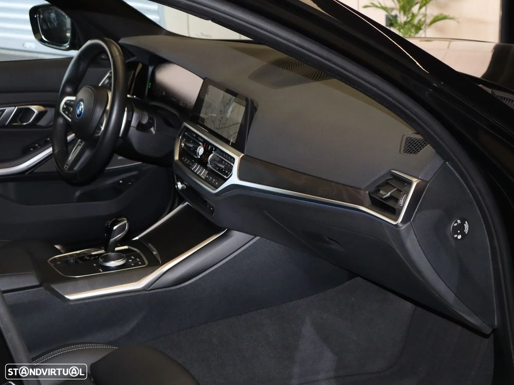BMW 320 e Pack M Auto - 21