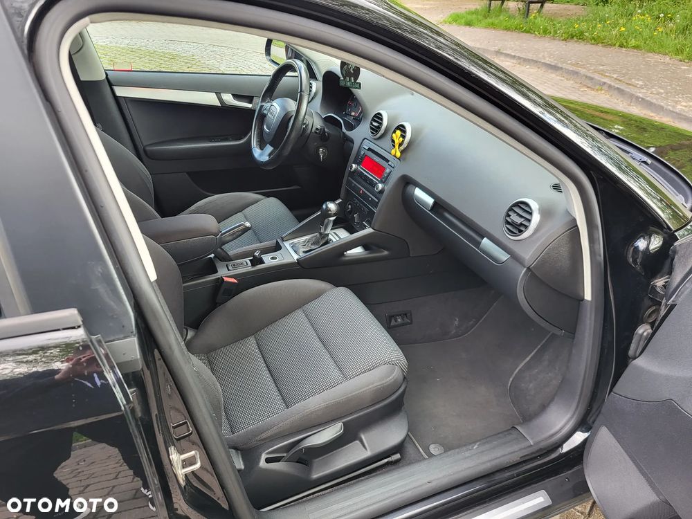 Audi A3 Sportback 2.0 TDI DPF S tronic Ambition - 14