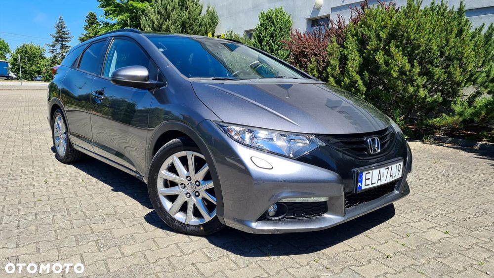 Honda Civic 1.8 Executive NAVI i-SHIFT - 28