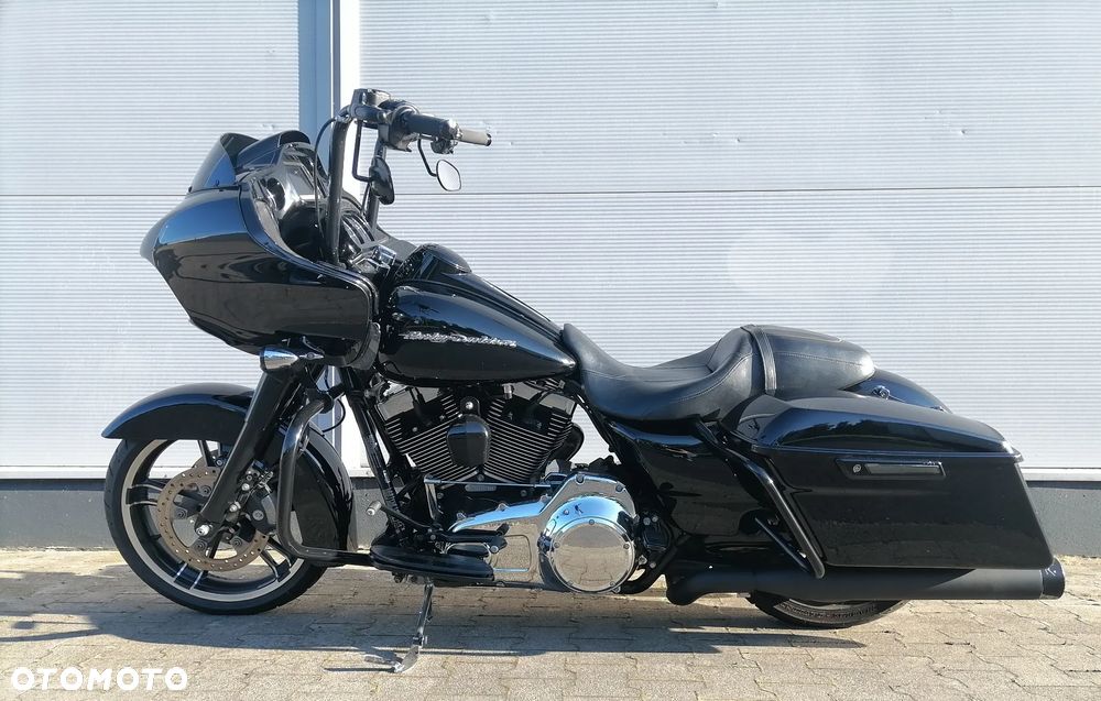 Harley-Davidson Touring Road Glide - 7