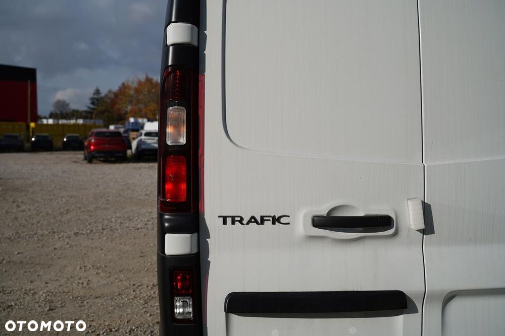 Renault Trafic - 21