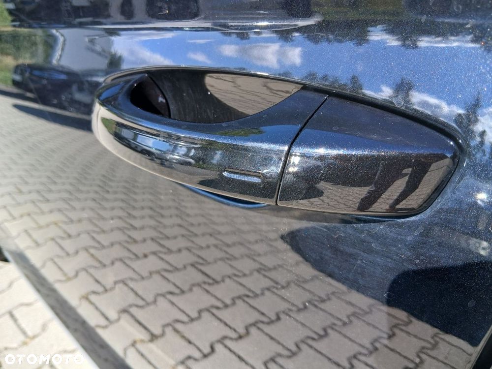 Skoda Superb 2.0 TDI SCR L&K DSG - 9