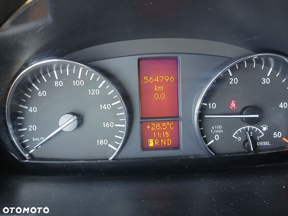 Mercedes-Benz Sprinter - 18