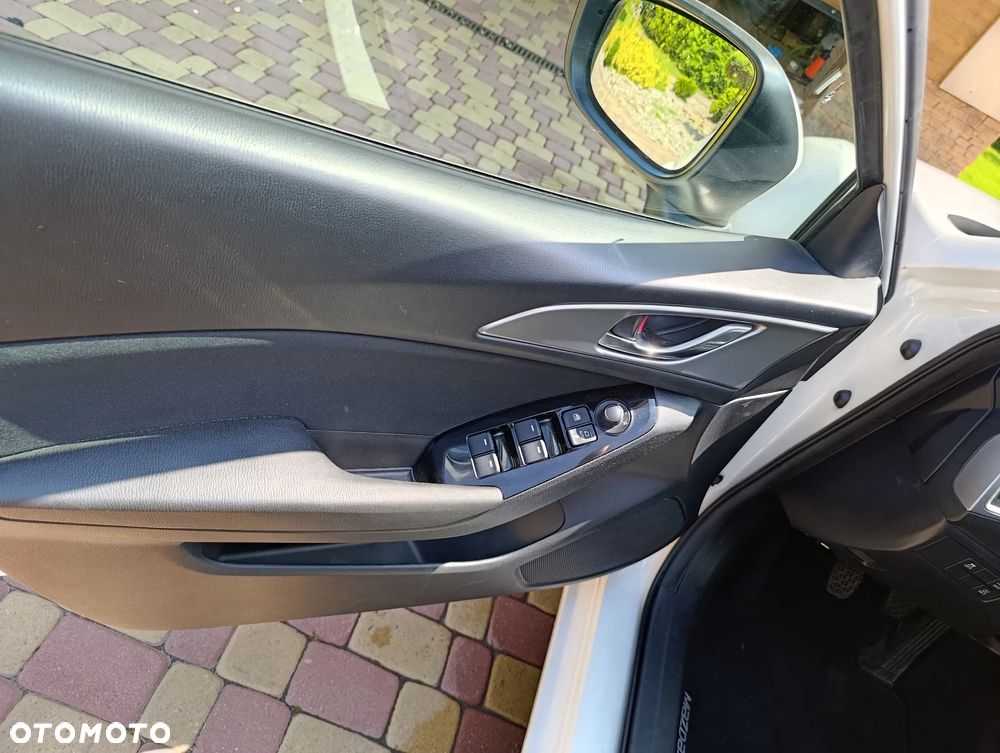 Mazda 3 SKYACTIV-G 120 Exclusive-Line - 30