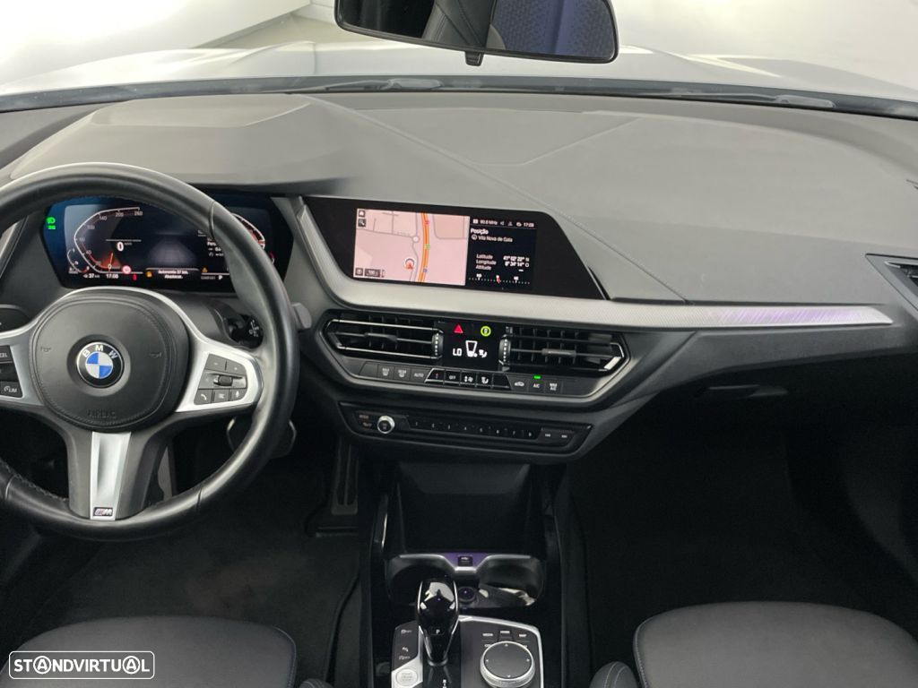 BMW 116 d Pack Desportivo M Auto - 10