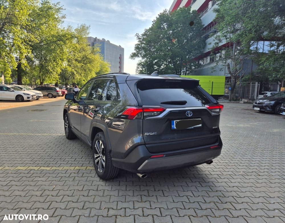 Toyota RAV4 - 4