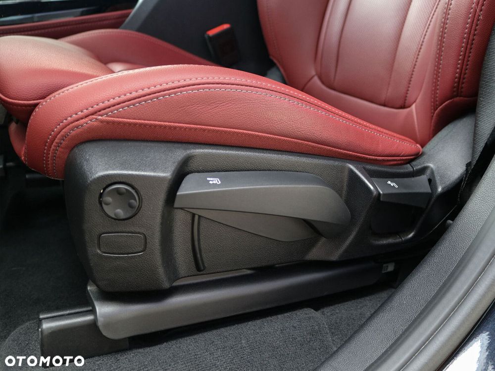 BMW X4 xDrive20i mHEV M Sport sport - 22