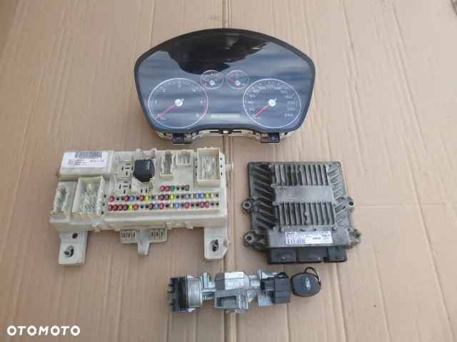 ZESTAW STARTOWY KOMPUTER STACYJKA IMMOBILIZER FORD FOCUS MK2 1.6 TDCI - 2