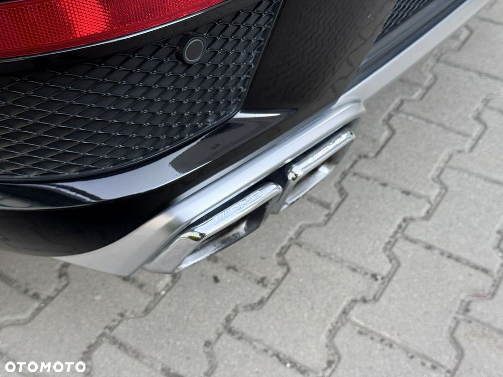 Mercedes-Benz GL 63 AMG 4Matic AMG Speedshift Plus 7G-TRONIC - 14
