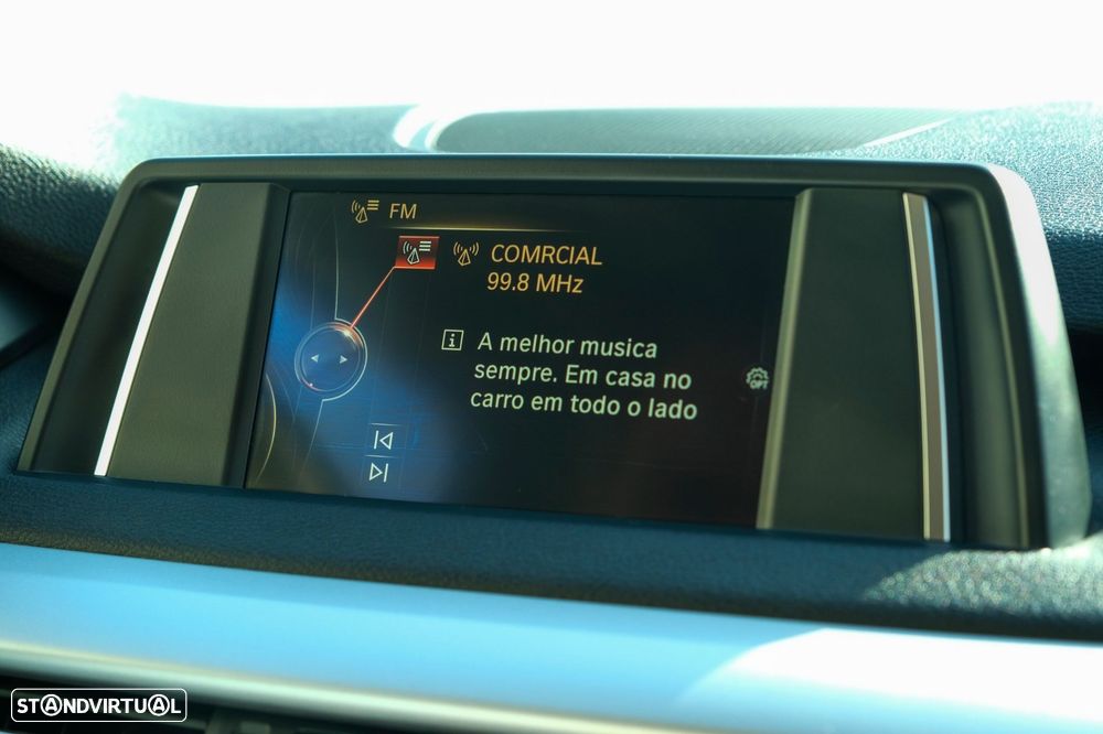 BMW X5 25 d sDrive Comfort 7L - 8