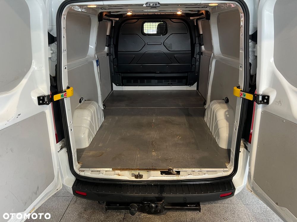 Ford Transit Custom - 14