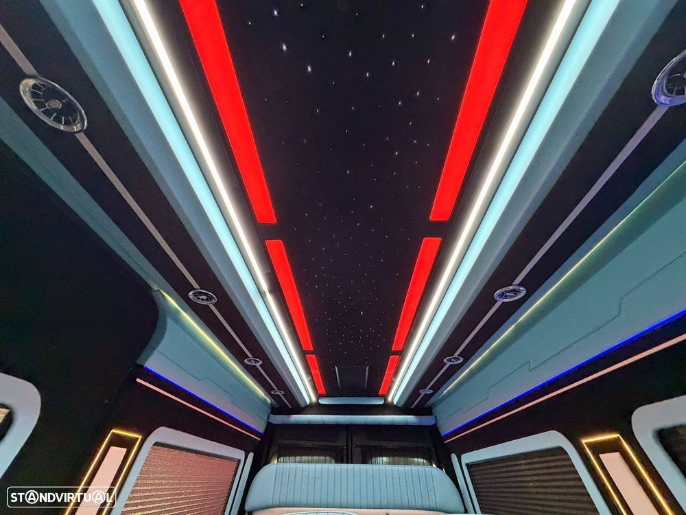 Mercedes-Benz Sprinter - 26