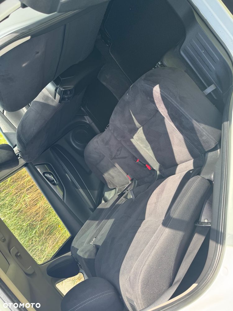 Nissan X-Trail - 28
