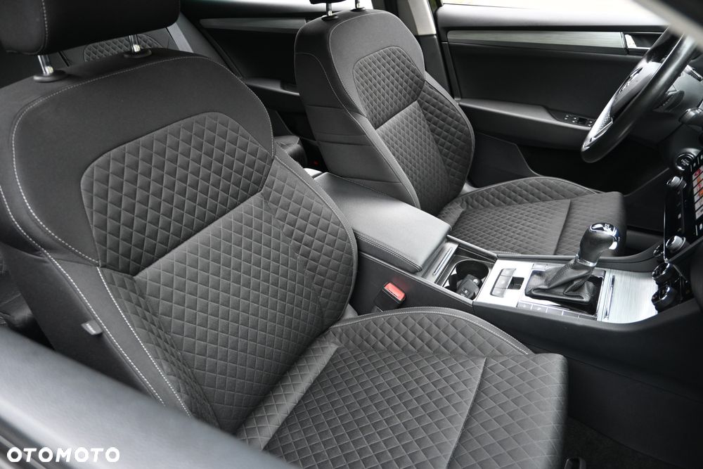 Skoda Superb 2.0 TDI SCR Sportline DSG - 30