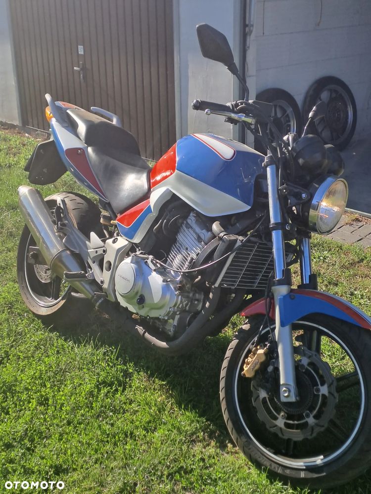 Honda CBF - 6