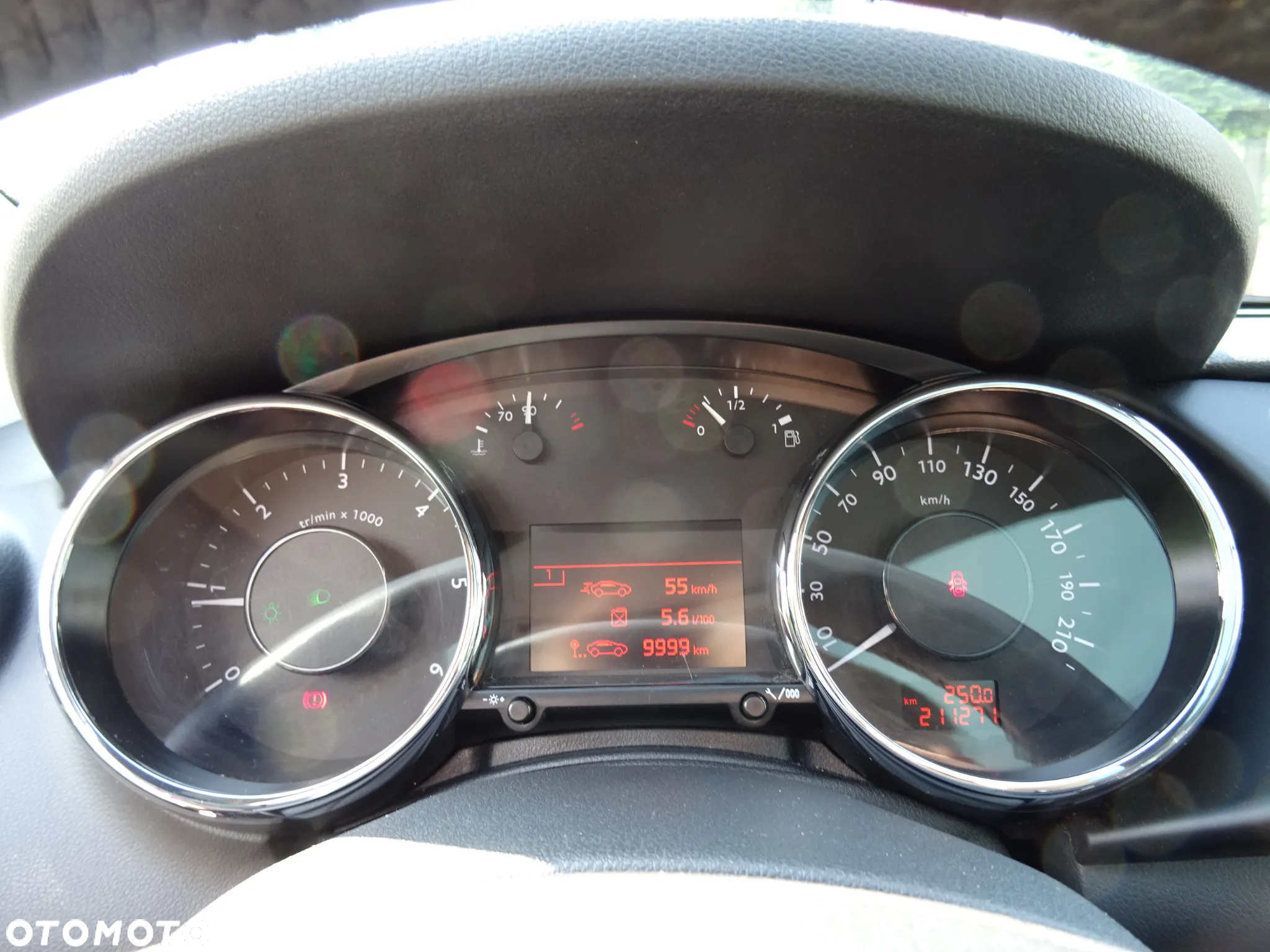 Peugeot 3008 1.6 HDi Premium - 31
