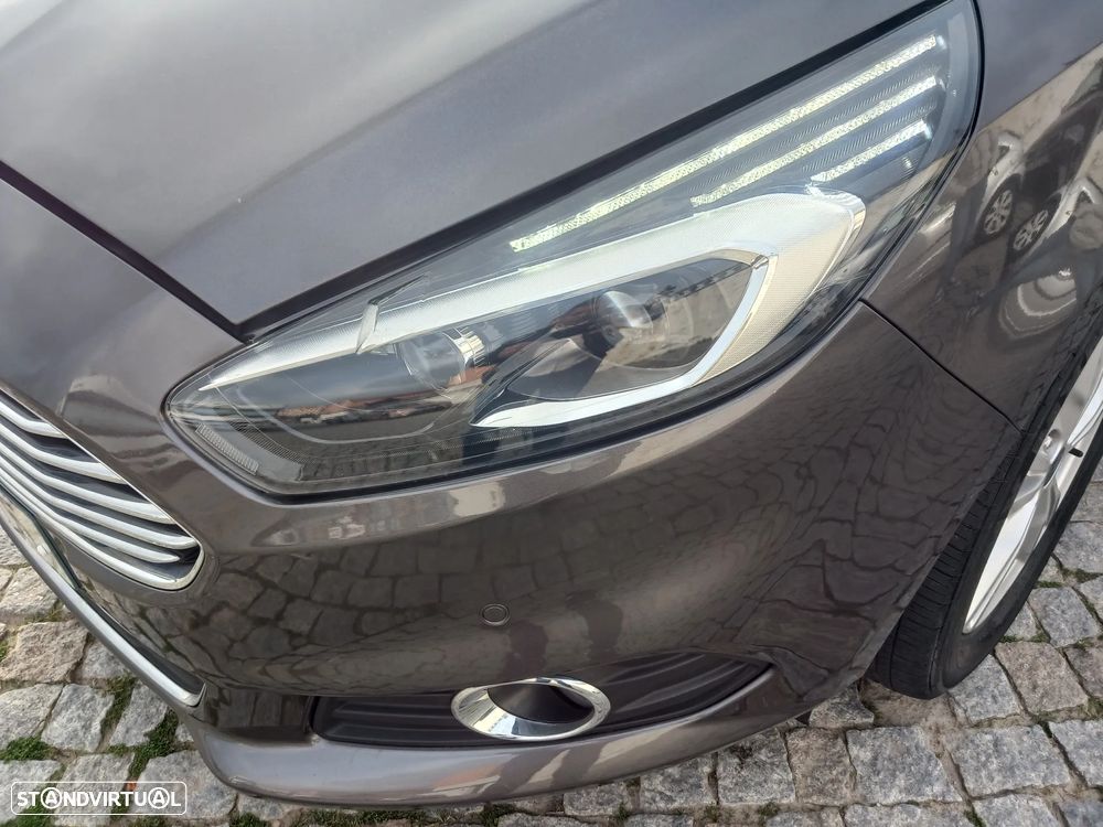 Ford S-Max 2.0 TDCi Titanium Powershift - 26