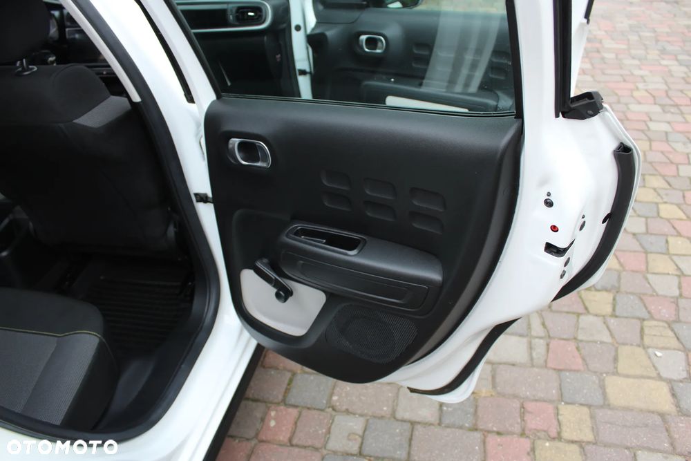 Citroën C3 1.2 PureTech Plus - 22