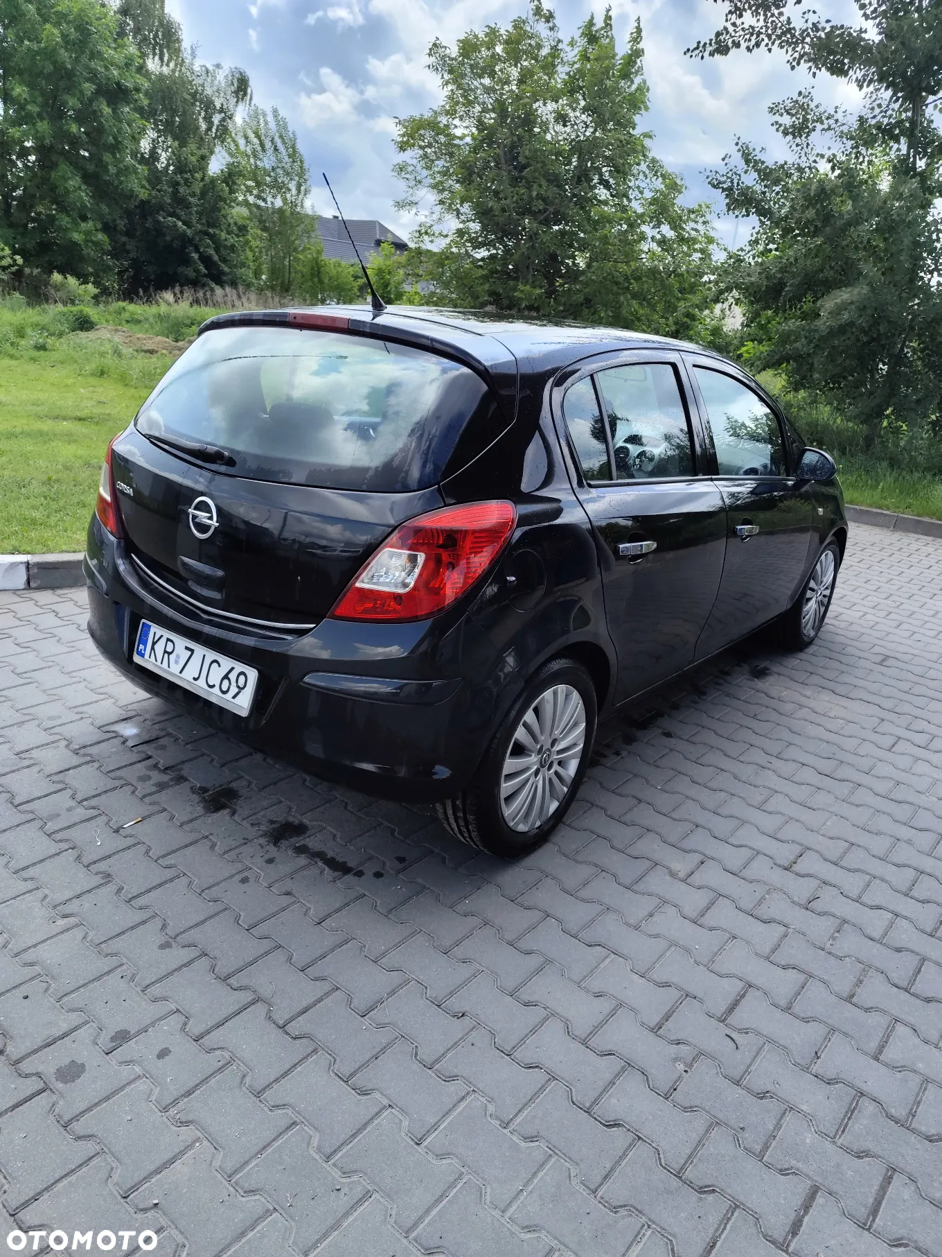 Opel Corsa 1.2 16V Cosmo - 5