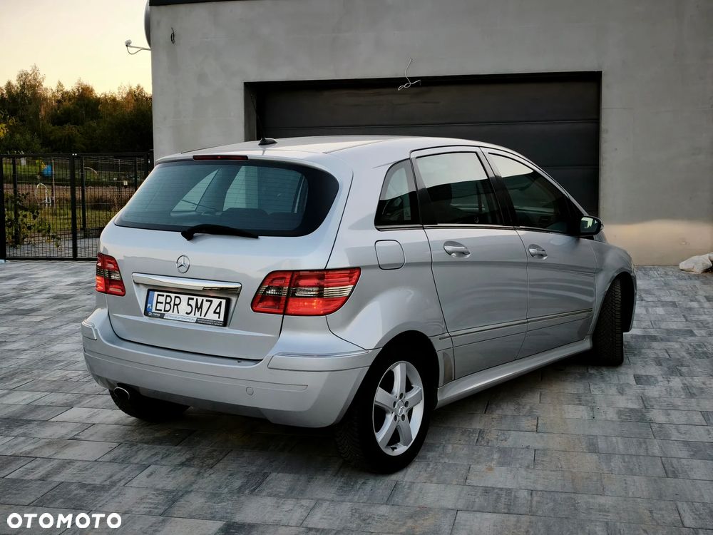 Mercedes-Benz Klasa B 200 CDI Autotronic - 9