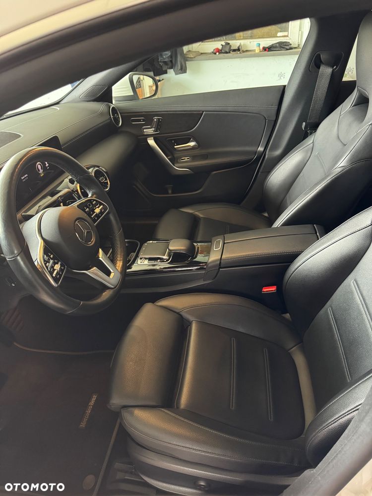 Mercedes-Benz CLA 250 4-Matic AMG Line 7G-DCT - 13