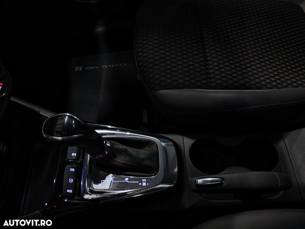 Opel Crossland X 1.2 Start/Stop Innovation Aut. - 22