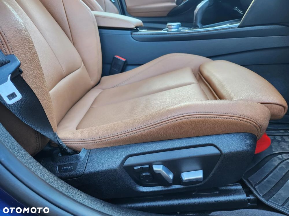 BMW Seria 3 320d Luxury Line - 27