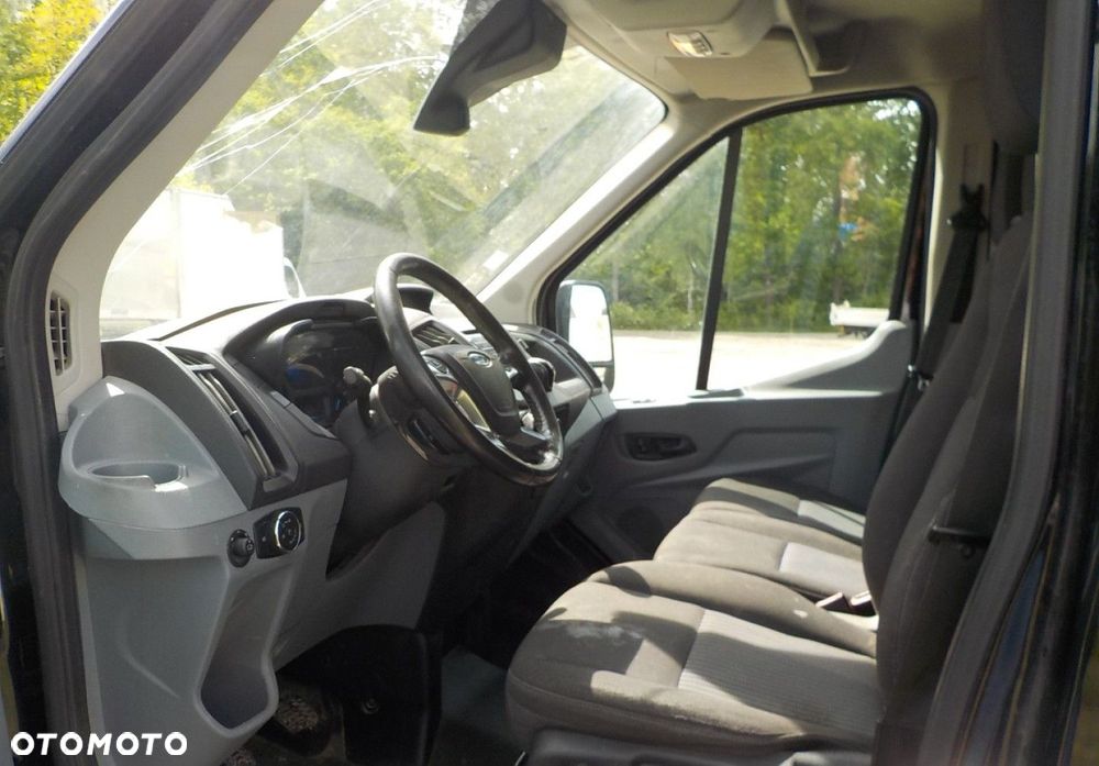 Ford Transit - 21