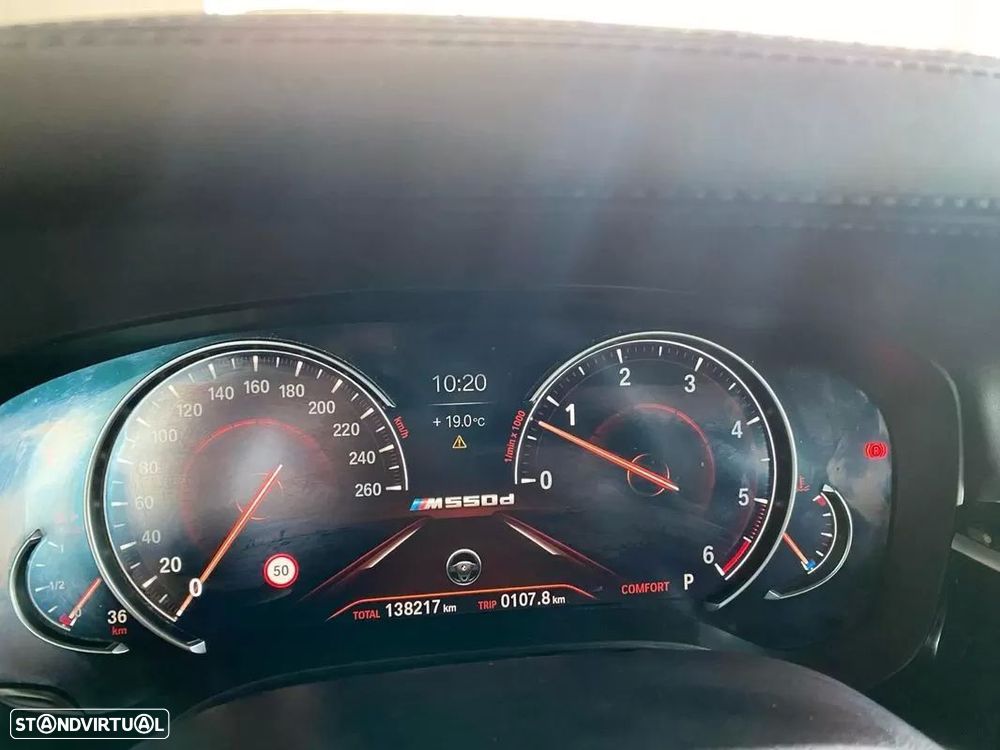 BMW M550d xDrive Touring Aut. - 25