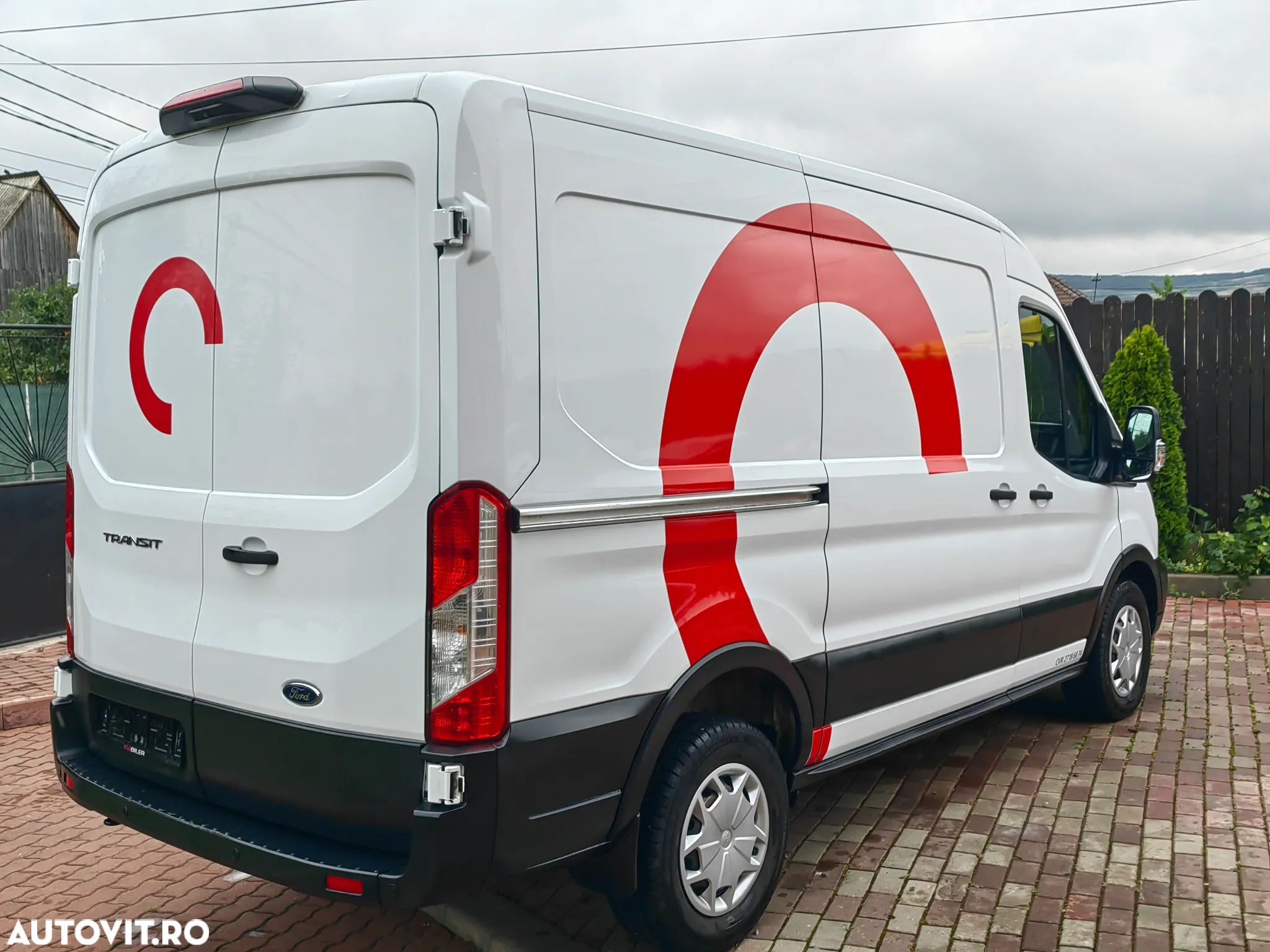 Ford Transit - 10