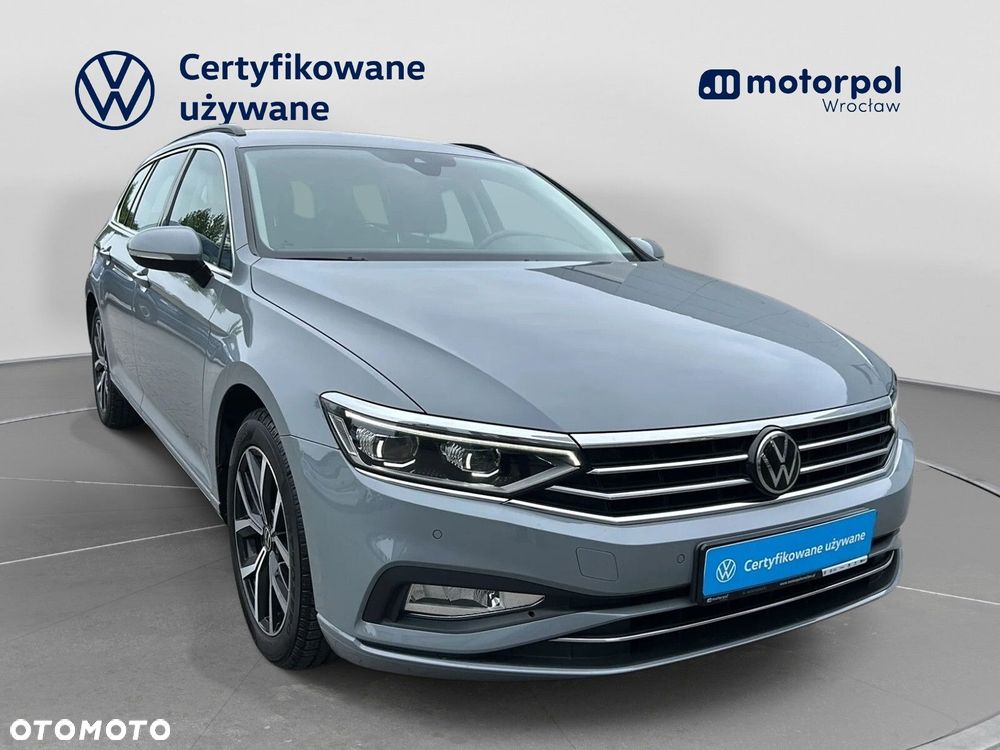 Volkswagen Passat - 14