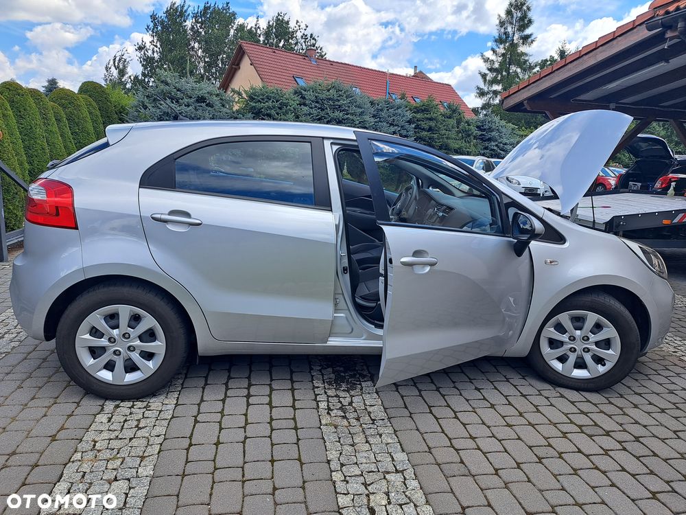 Kia Rio 1.4 Platinum Edition - 38