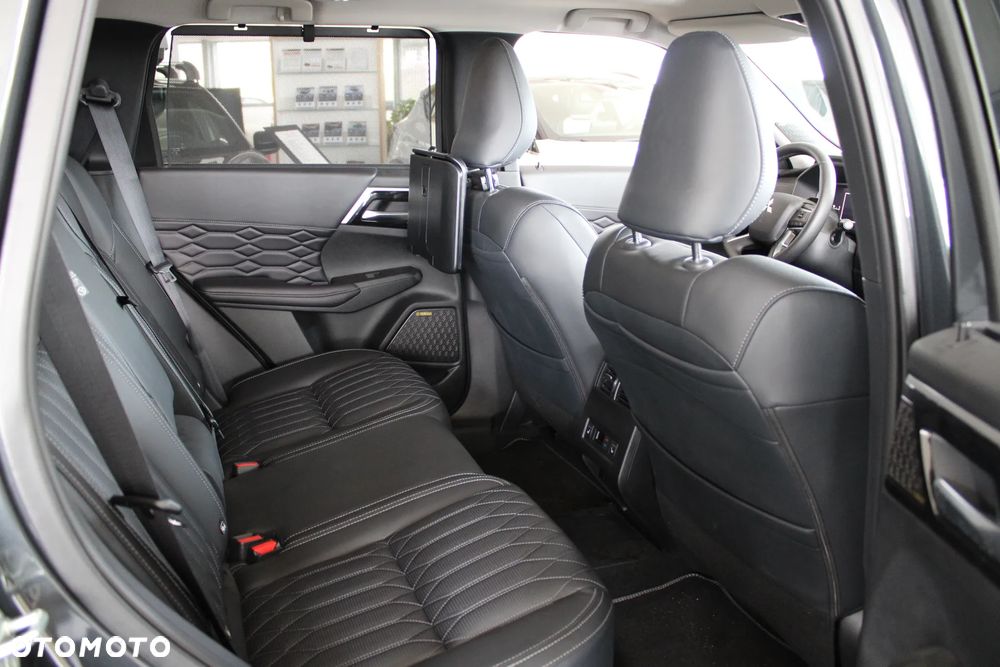 Mitsubishi Outlander Instyle - 15