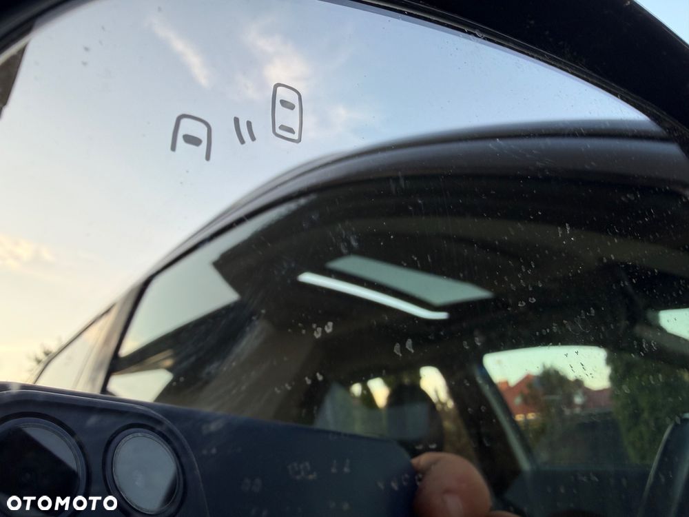 Mitsubishi Outlander Intense + - 15