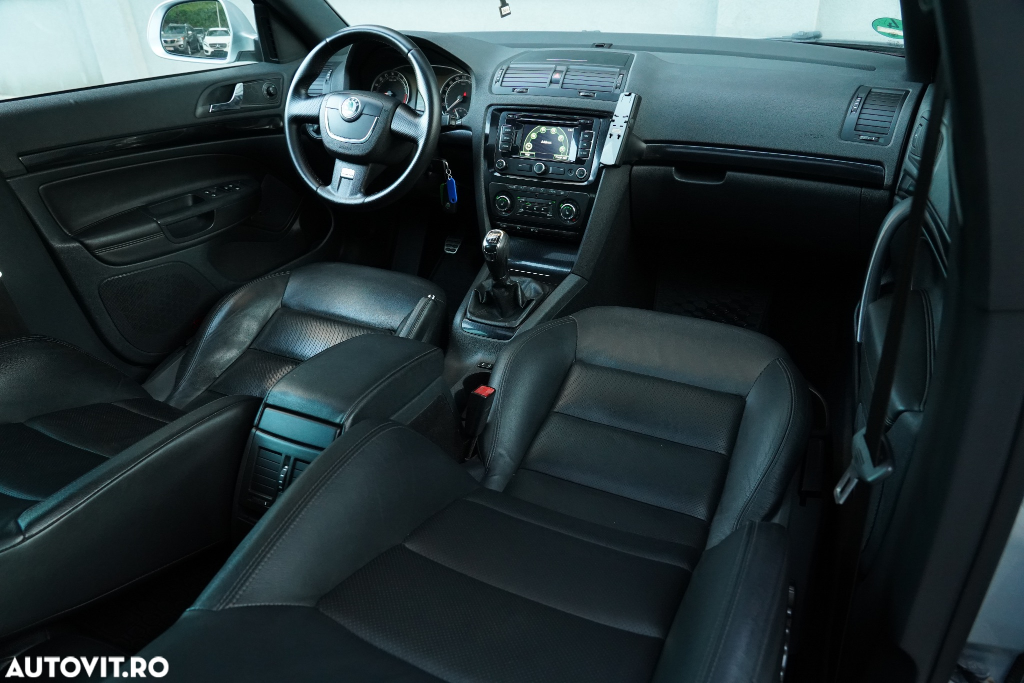 Skoda Octavia Combi Diesel 2.0 TDI RS - 22