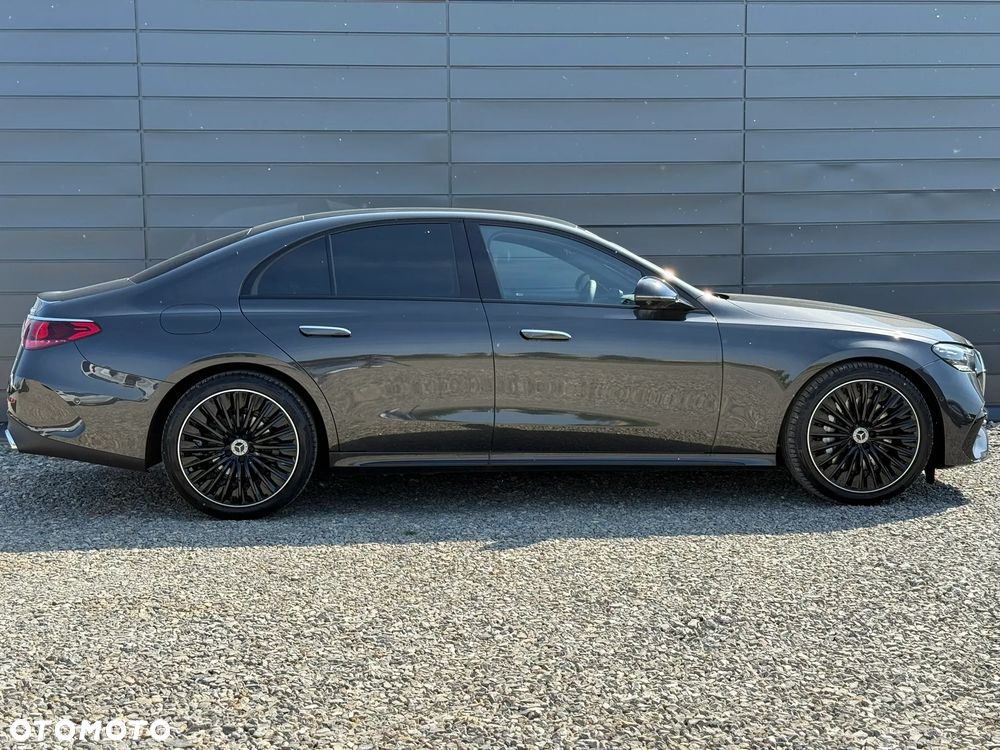 Mercedes-Benz Klasa E 200 mHEV 4-Matic AMG 9G-Tronic - 8