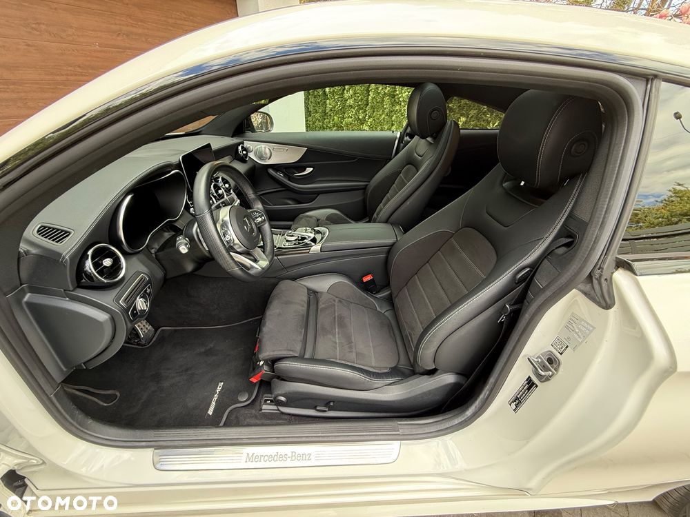 Mercedes-Benz Klasa C 220 d 4Matic 9G-TRONIC AMG Line - 13
