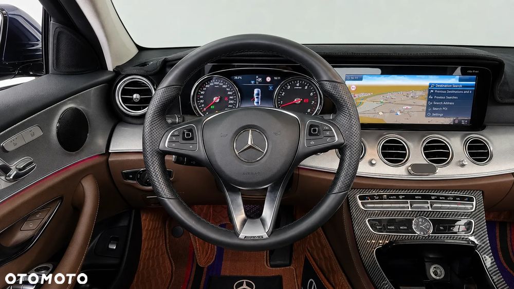 Mercedes-Benz Klasa E - 11